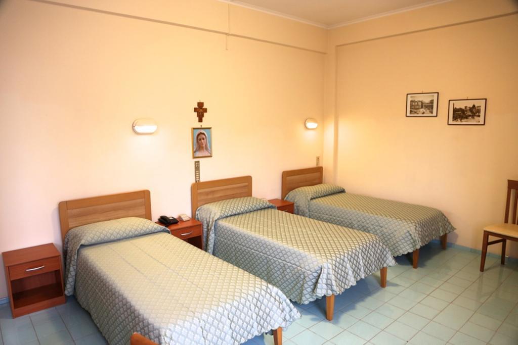 Casa Piccole Ancelle Di Cristo Re Rom